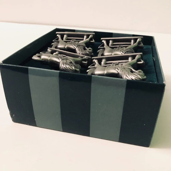 Bombay Company Antique Toy Horse Napkin Rings Box Set of 4 - Picture 8 of 16